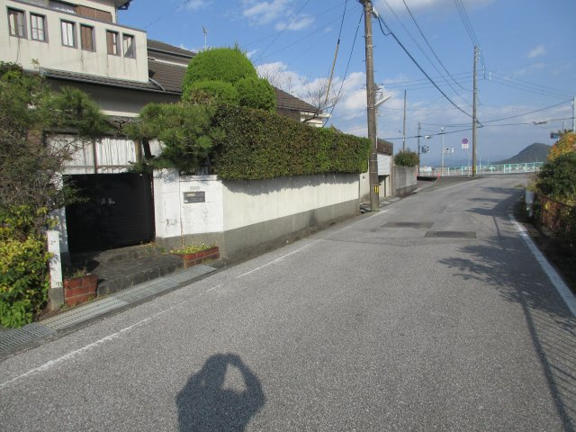 高須新町　中古戸建の前面道路含む現地写真