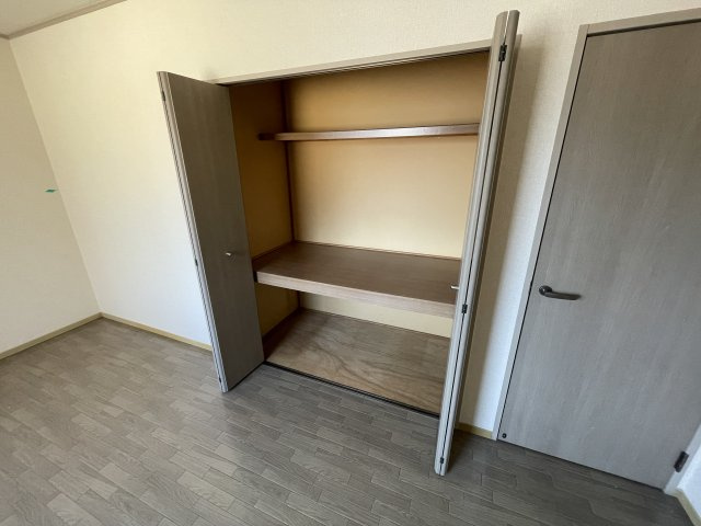 クレール新柏の収納
