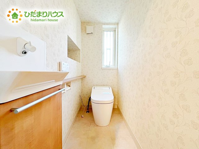 【トイレ】 | 笠間市旭町　中古戸建 | トイレには専用の手洗いカウンター(^^♪