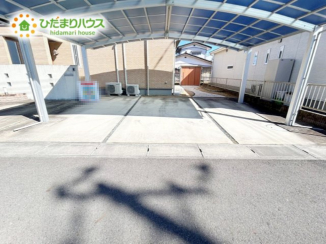 【駐車場】 | 笠間市旭町　中古戸建 | マイホームなら駐車場代がかかりません。しかも、自宅の駐車場で洗車が出来ます！今までコイン洗車に行っていた手間も省けて、節約にも繋がります(^^♪