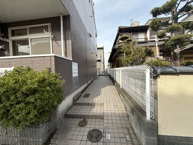 ロジュマン松嶋のエントランス