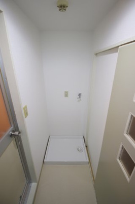 【設備】 | ガーデンパレス深井 | 室内洗濯機置き場