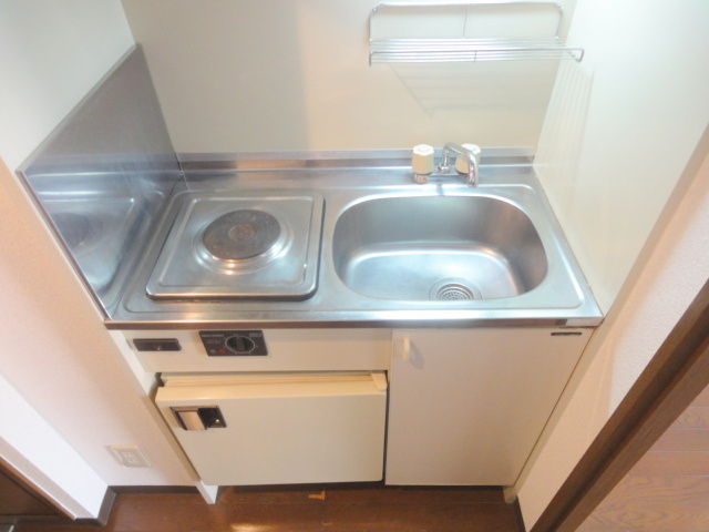 スプリング逆瀬川のキッチン|使いやすいキッチンです