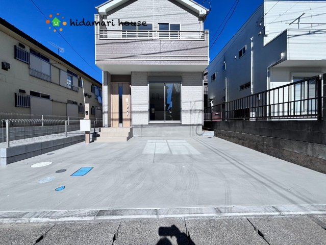 北本市本町　第3　新築戸建　ハートフルタウン02の駐車場