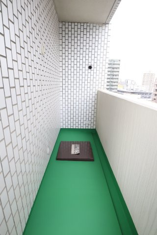 大阪市城東区今福東２丁目の賃貸マンションのバルコニー