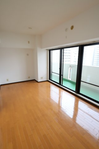 大阪市城東区今福東２丁目の賃貸マンションの寝室