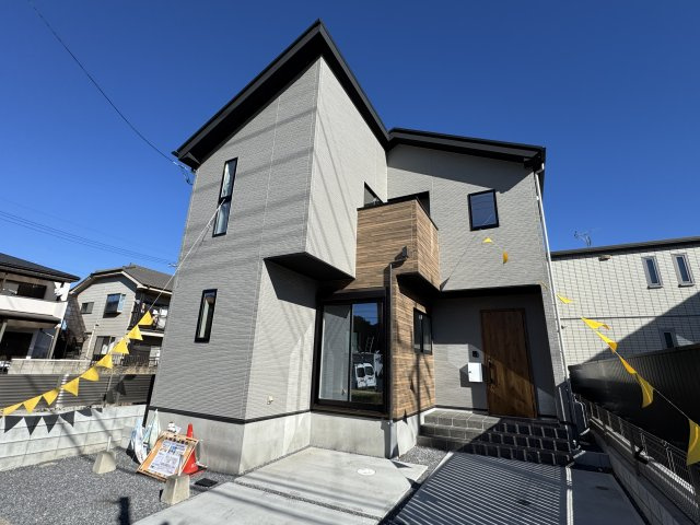 八潮市緑町５丁目新築戸建【柳之宮小学校：7分】の外観|完成済み内覧可能です！！