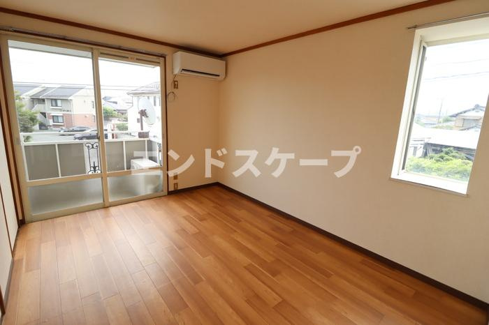 コーポ七曲り　Ｃの居間・リビング|高崎、前橋エリアのお部屋探しはエンドスケープまで！お客様の理想お聞かせ下さい♪
