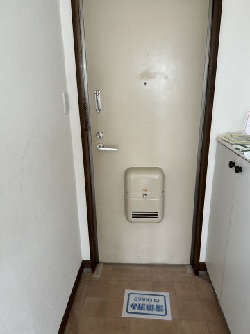 ハイビルド　Ⅱの玄関