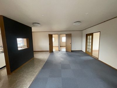 【内装】 | 原田ビル | 明るい色調の室内です