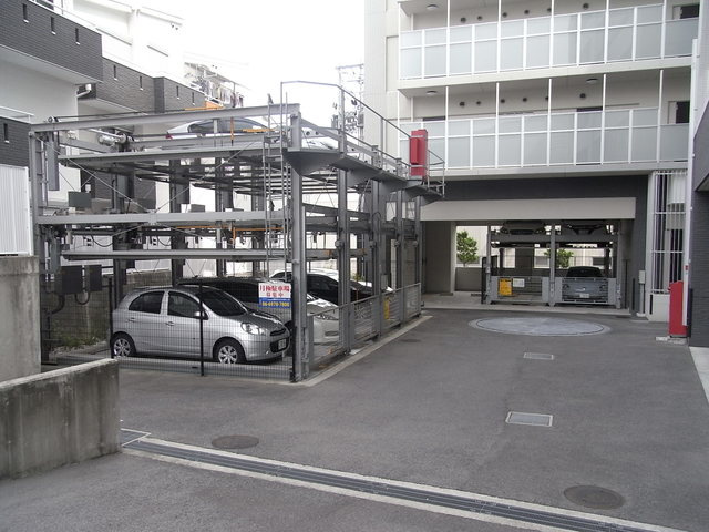 アーバネックス神戸六甲の駐車場