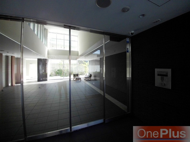 アーバネックス神戸六甲のエントランス