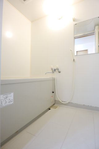 大阪市都島区都島南通１丁目の賃貸マンションの浴室