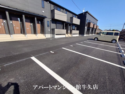 【駐車場】 | スッドレジオーネマリヤマ