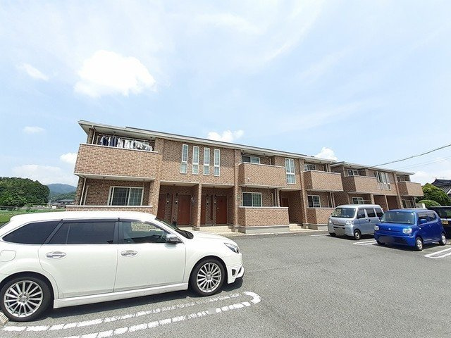 花水木　一番館の外観