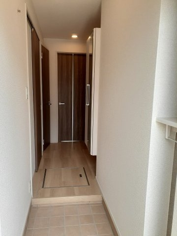 プルメリア　Ｂの玄関