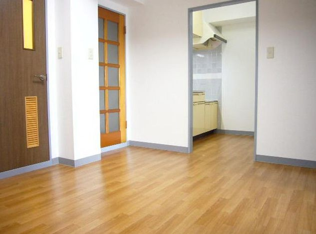 グリーンセピアの居間・リビング