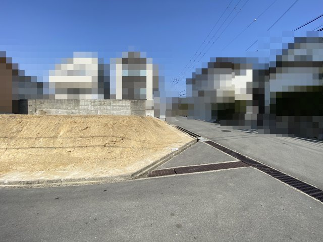 明石市松が丘五丁目　売土地　１号地の前面道路含む現地写真