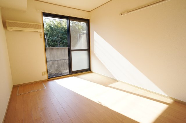 ＭＫハイムの居間・リビング