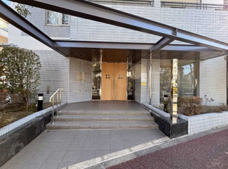 【エントランス】