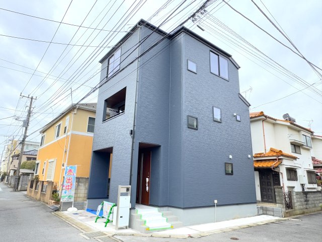 市川市大和田３丁目新築戸建【鶴指小学校：6分】の外観|完成済み内覧可能です！！