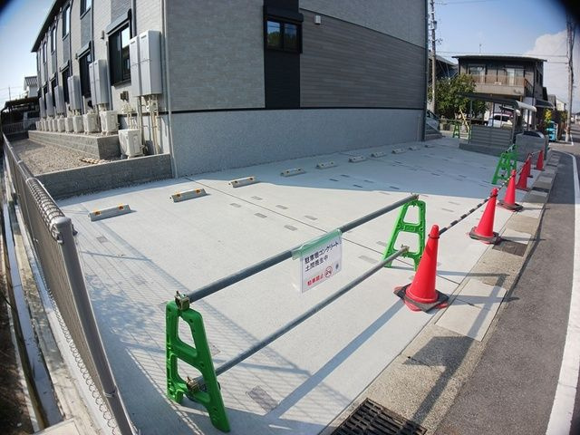 サピーⅦ　　刈谷市近郊の賃貸はクラスホームの駐車場
