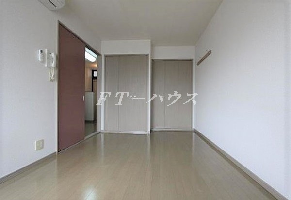 ドゥ・セナクールの居間・リビング