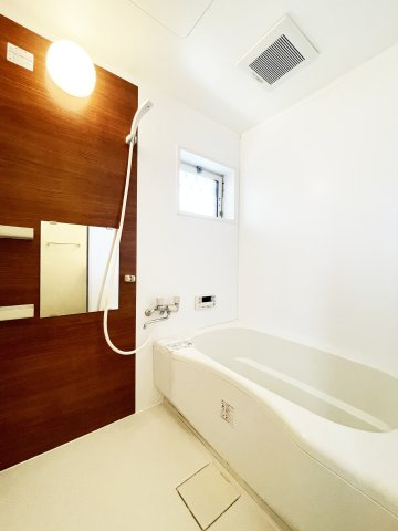 ディアコート弐番館の浴室