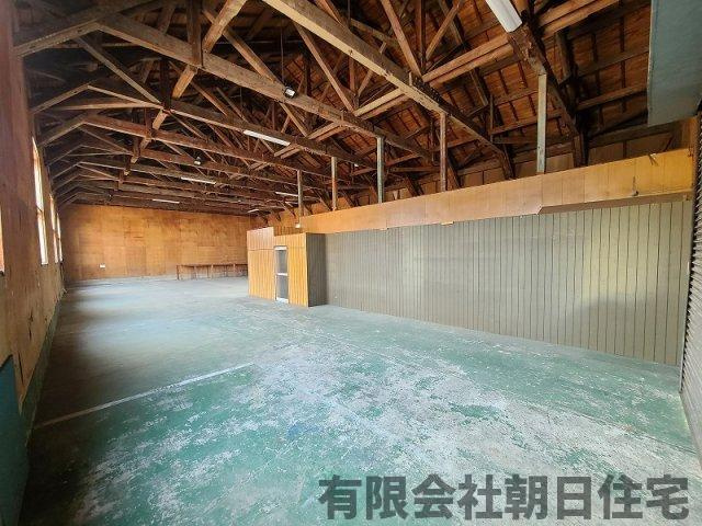 【その他】 | 矢田町倉庫・事務所 | 倉庫内部