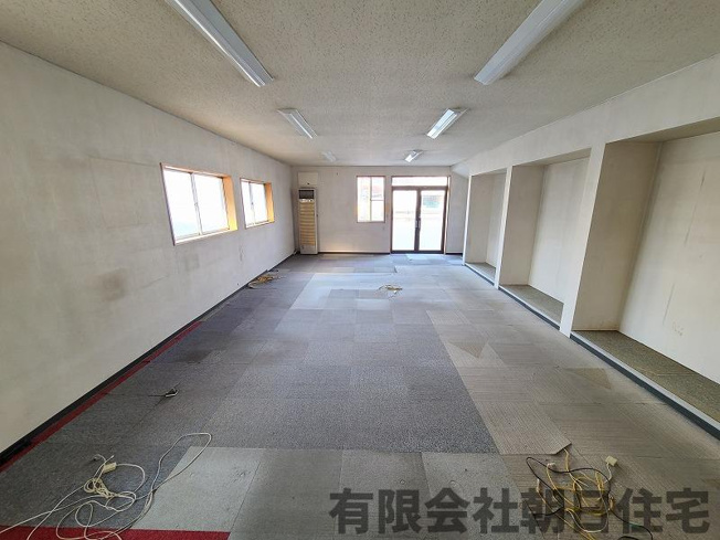 【その他】 | 矢田町倉庫・事務所 | 倉庫内事務所