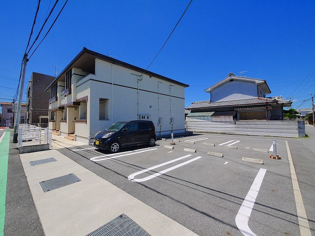 アプリコットⅡの駐車場|駐車場があります