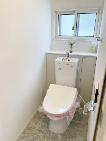 舞多聞西　一戸建てのトイレ|２階トイレ