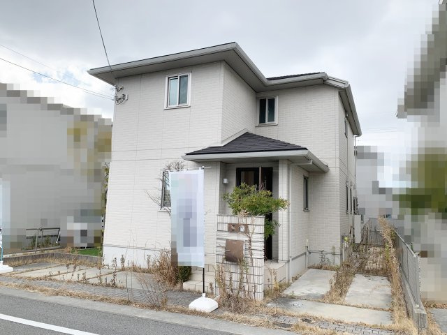 舞多聞西　一戸建ての前面道路含む現地写真