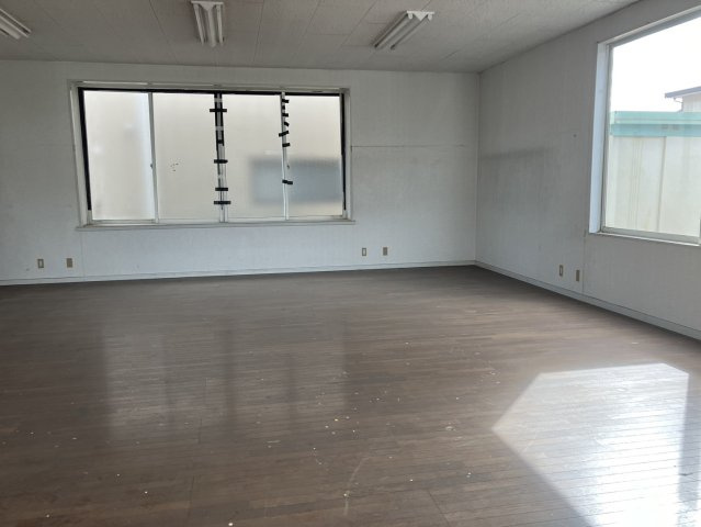 桐生市広沢町事務所・倉庫のその他|ショールーム棟内装