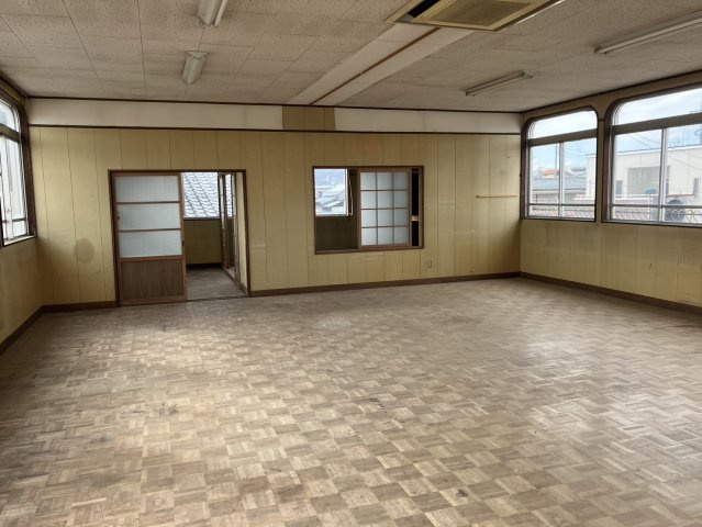 桐生市広沢町事務所・倉庫の内装|事務所・倉庫棟2F