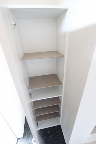 クレイノＭＩＹＡＢＩの収納