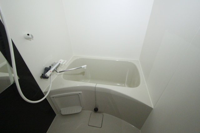 クレイノＭＩＹＡＢＩの浴室