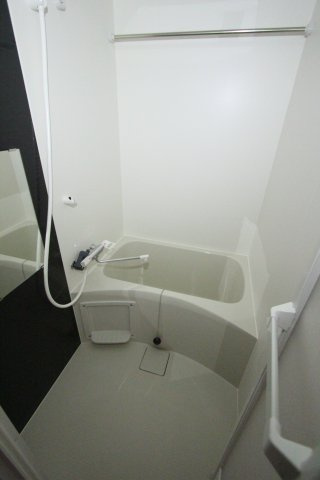 クレイノＭＩＹＡＢＩの浴室