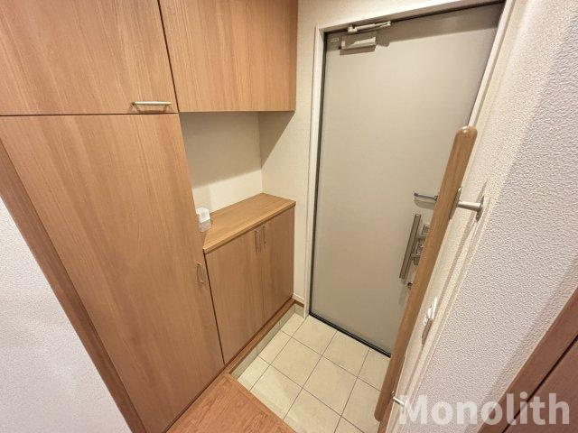 ミラコロカーサの玄関