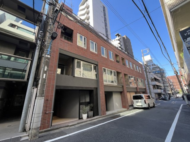 TRUST VALUE新宿御苑前の外観|TRUST VALUE新宿御苑前