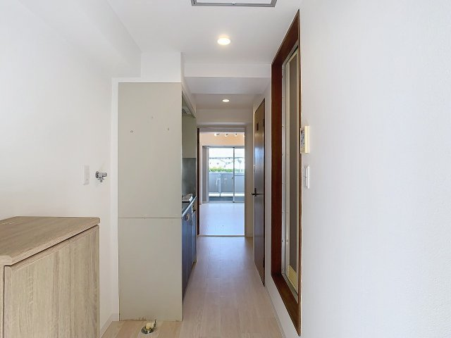 大成マンションの玄関