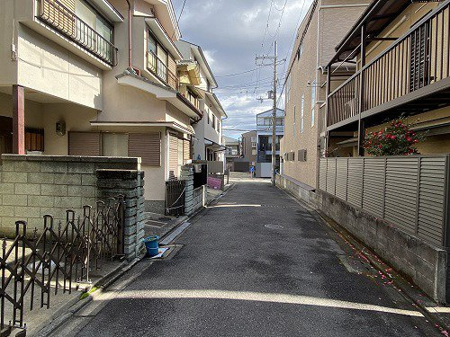 上京区天秤町 中古戸建の前面道路含む現地写真