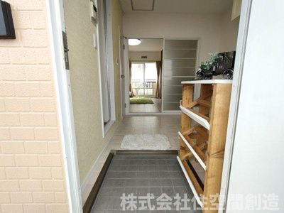 【玄関】 | ラ・ルーチェ | DIY靴箱付きです