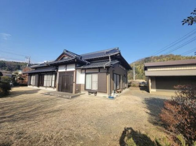 厚木市小野　敷地広々の日本家屋