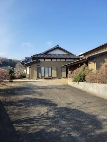 厚木市小野　敷地広々の日本家屋の外観