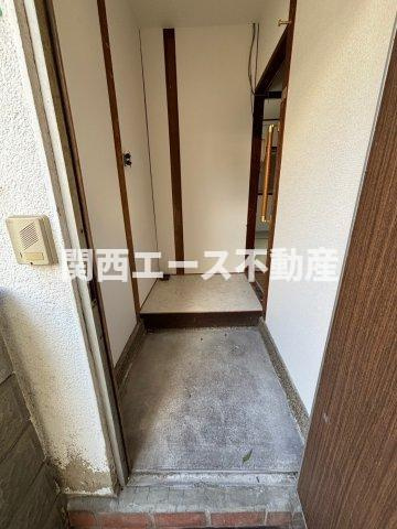 【玄関】 | 旭町貸家