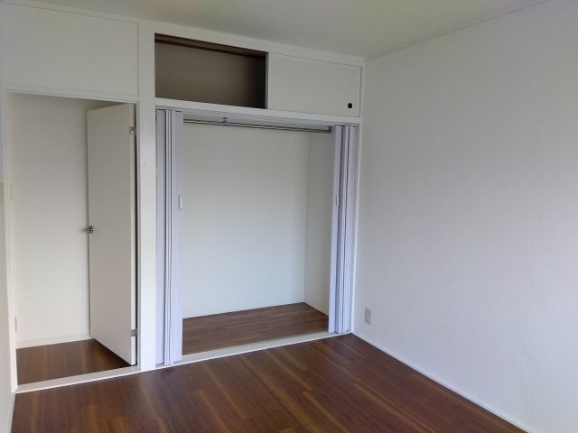 サンハイム登呂B棟　静岡市駿河区下島の収納