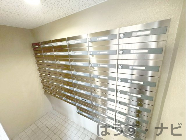 ロワールマンション篠栗の設備|集合郵便受です！