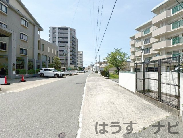 ロワールマンション篠栗の周辺|前面道路の様子です！