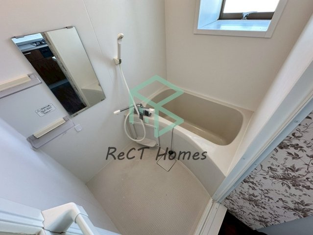 ONE LIGHTマンションの浴室